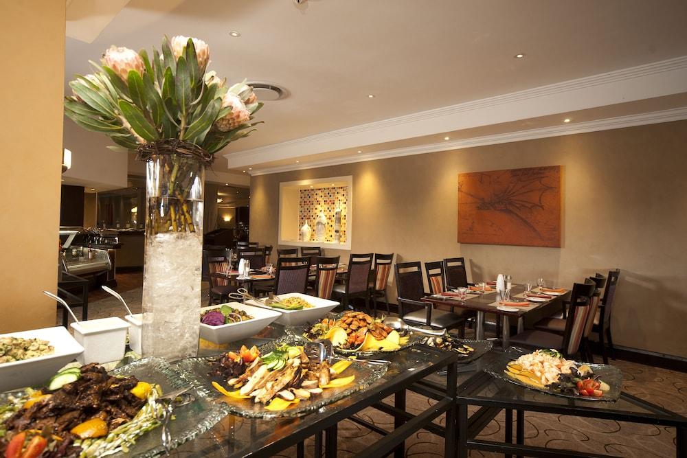 Southern Sun Or Tambo International Airport Kempton Park Exterior photo A restaurant in Johannesburg, South Africa